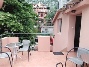 Căn hộ, 1 phòng ngủ, hút thuốc, ban công | Ngoại thất