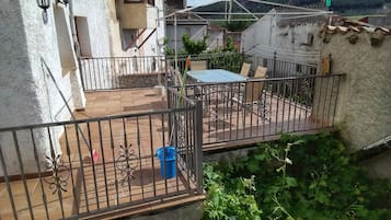 Halaman properti