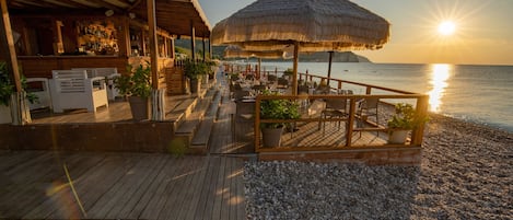 House, 2 Bedrooms, Balcony, Garden View | Beach
