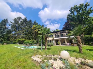 Villa, 5 chambres, fumeurs, piscine privĂ©e | Enceinte de lâhĂ©bergement