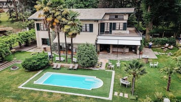 Villa, 5 chambres, fumeur, piscine privée | Piscine