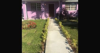 "room in Apartment - Bahamas Petapat Suite"