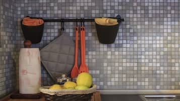 Condo, 1 Bedroom, City View | Private kitchen