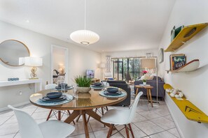 Smart-TV, DVD-Player