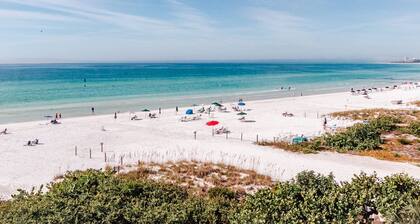 Unbeatable Ocean Views from Multiple Rooms and Balcony, Private Beach | Free Excursion