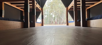 GROUP CAMP ON MURRAY RIVER NEAR ECHUCA / MOAMA