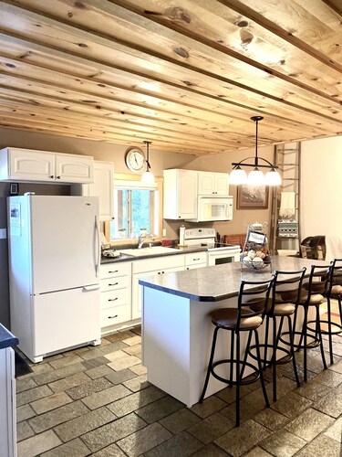 Erickson Mountain Retreat. A Wonderful Wyoming Black Hills Getaway! 