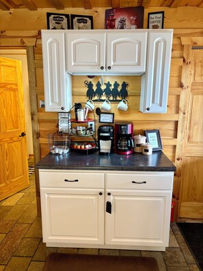 Interior - Erickson Mountain Retreat. A Wonderful Wyoming Black Hills Getaway!  (Sundance)