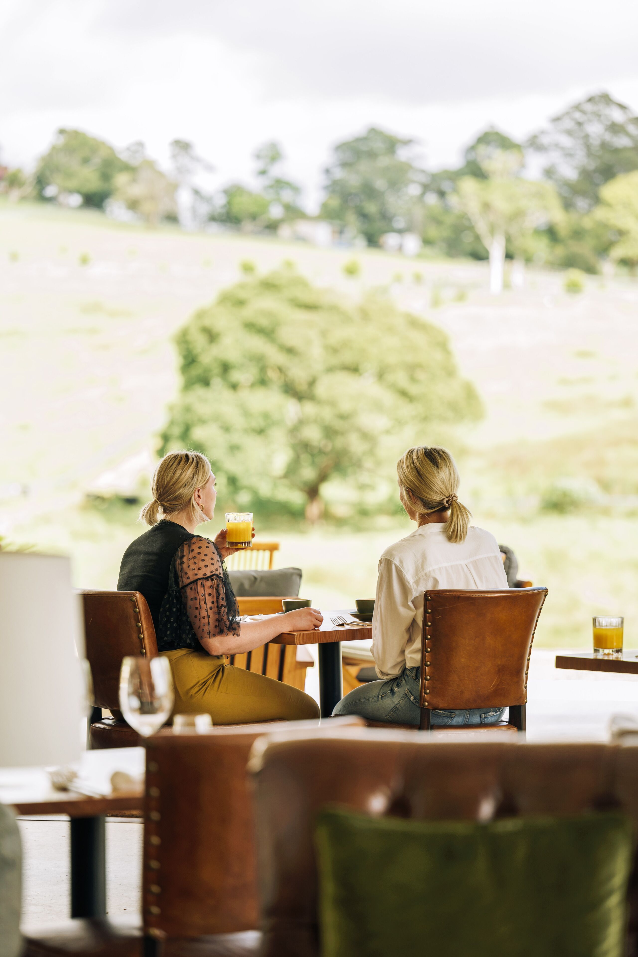 Free daily full breakfast 