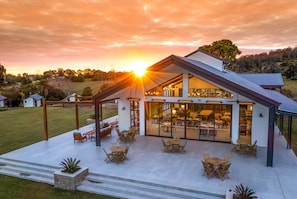 Terrace/patio - Beechmont Estate (Beechmont)