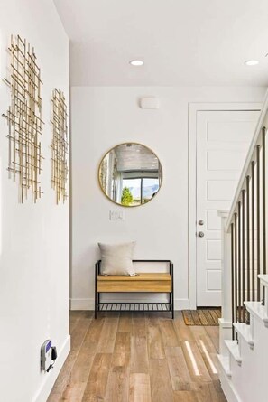 Townhome, 3 Bedrooms | Interior