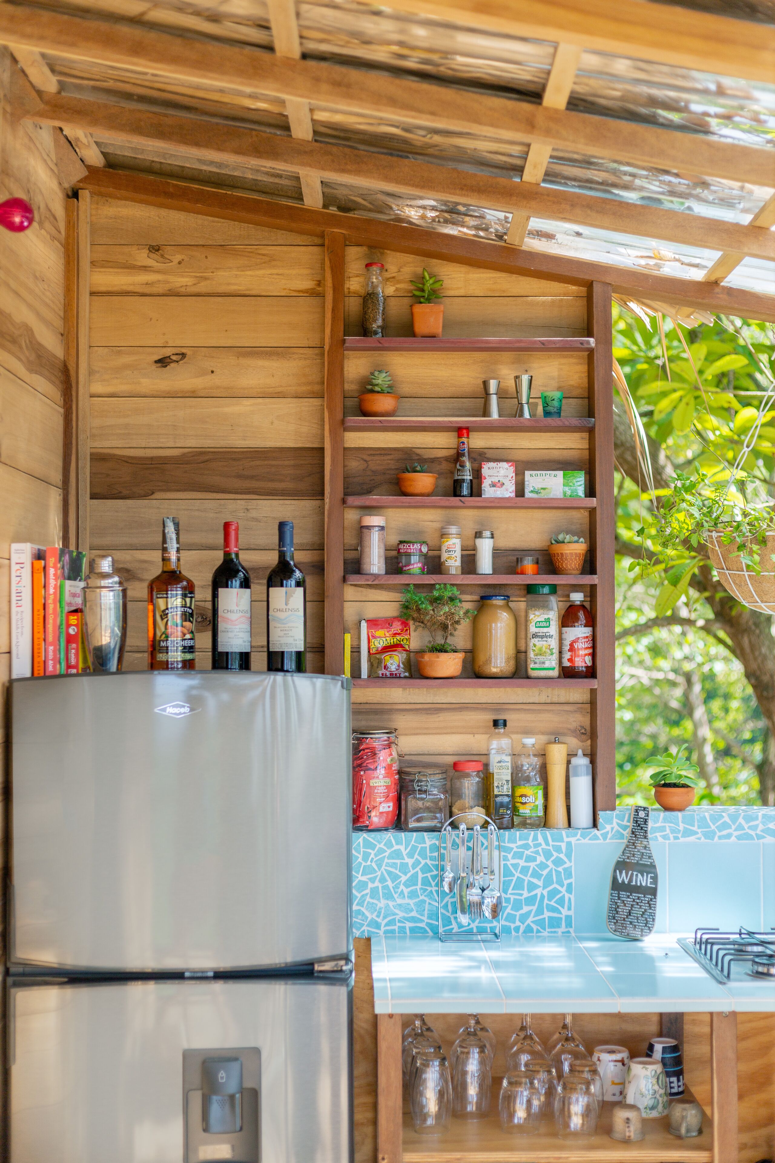 冰箱、炉灶、茶具/咖啡用具、搅拌机