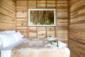 2 chambres, bureau, accès Internet, draps fournis