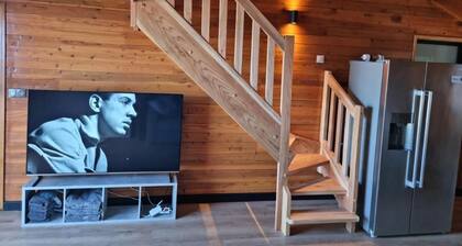 2 modern wood lofts for up to 10 people.