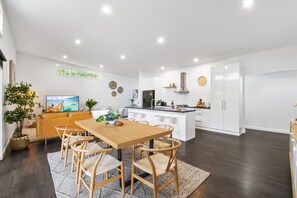 Dining - Spacious + Peaceful 3BR house w/deck, 1km to town (Daylesford)