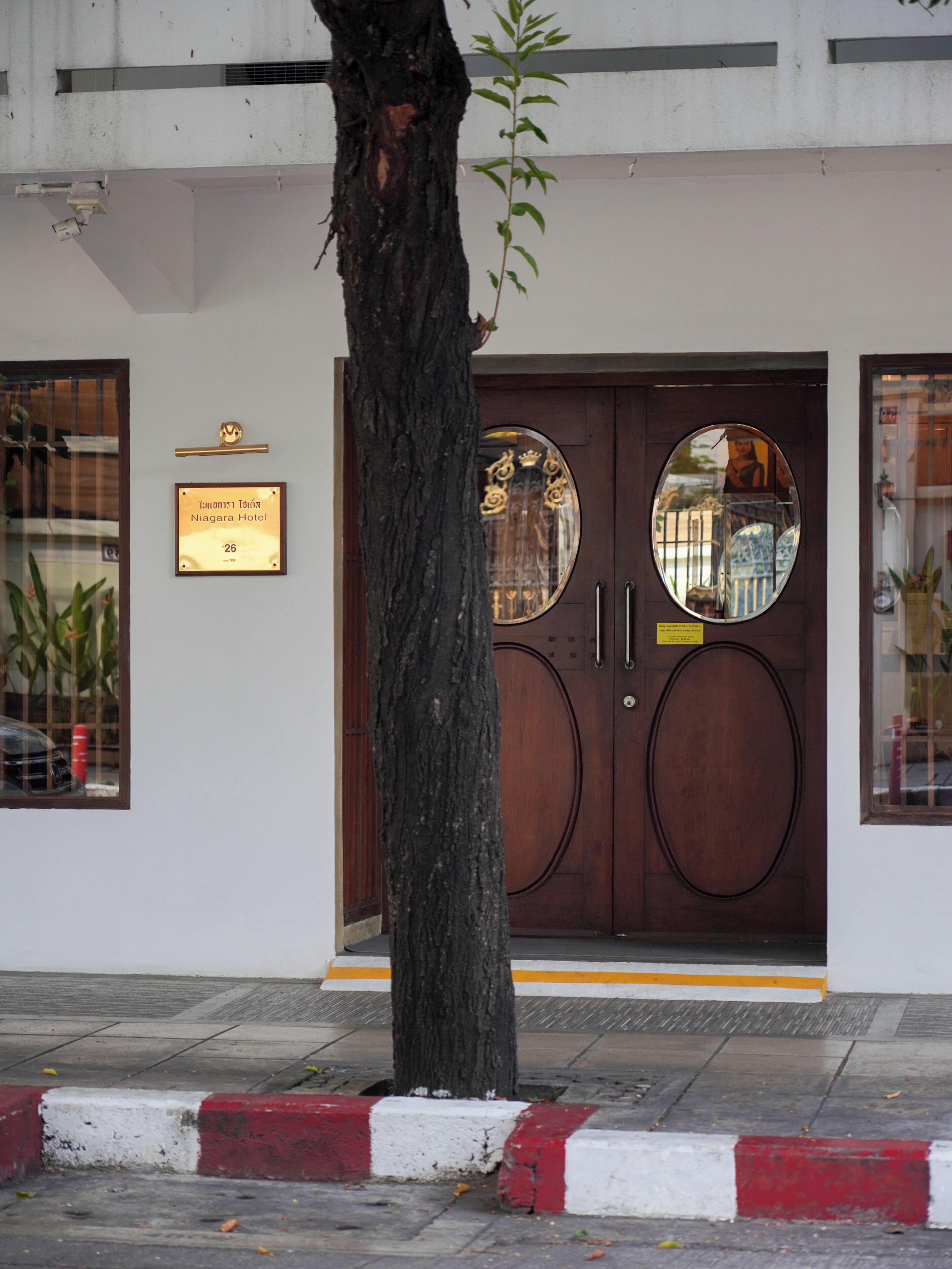 Photo - Niagara Hotel