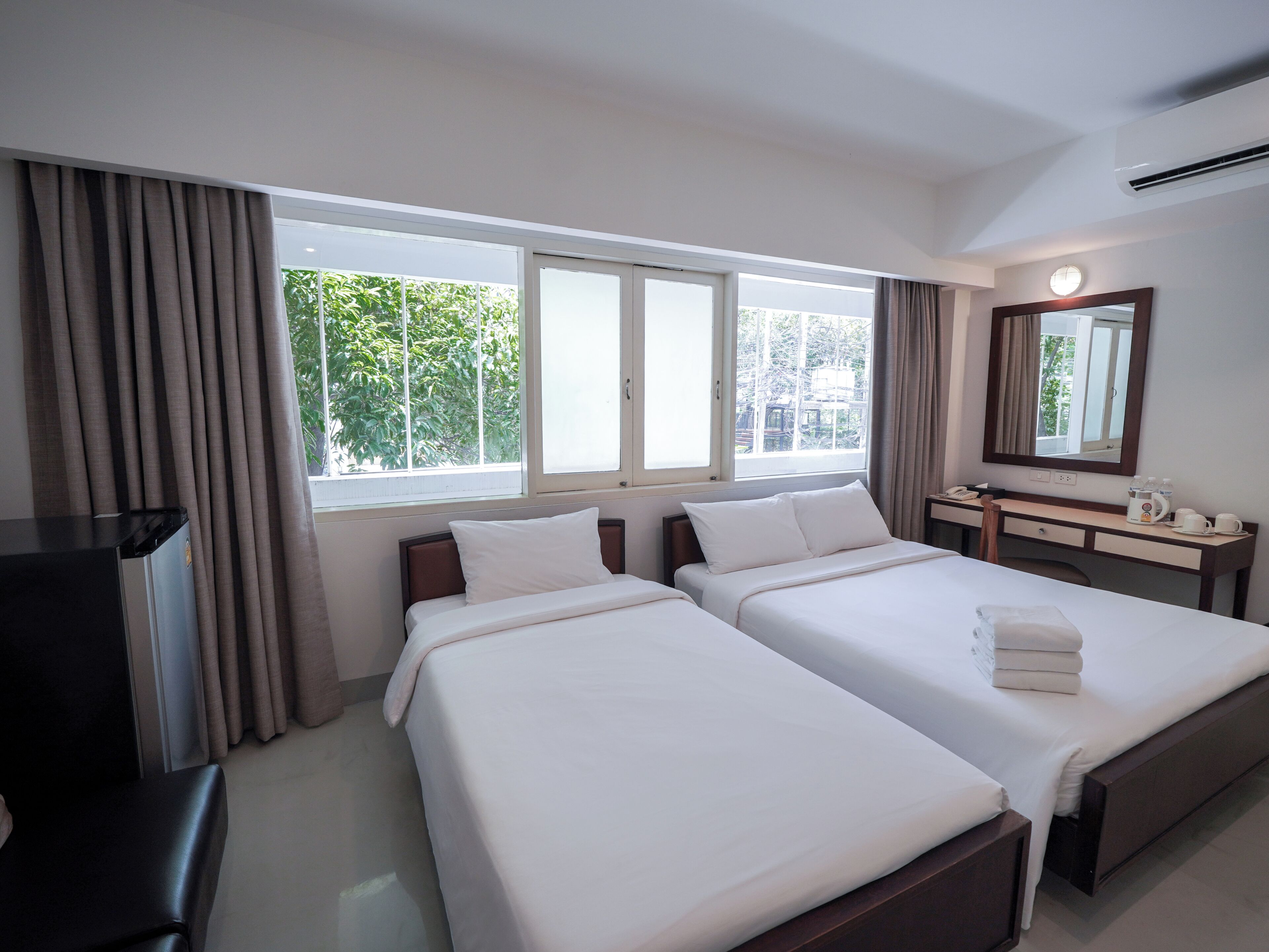 Photo - Niagara Hotel