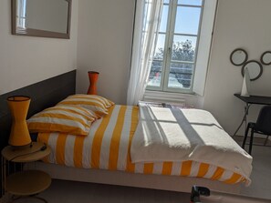 2 Schlafzimmer, Bügeleisen/Bügelbrett, Reisekinderbett, kostenloses WLAN