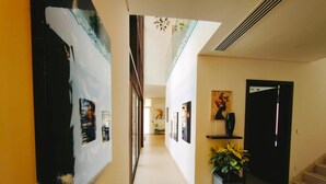 Hallway - Villa-Bay (Muscat)