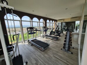 Fitness facility - Boulevard Tuscany - 3 Bedroom Pool Villa (Cha-am)
