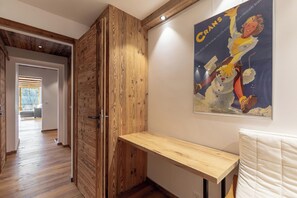 디럭스 아파트 (2 Bedrooms) | 2 개의 침실, 고급 침구, 책상, 노트북 작업 공간