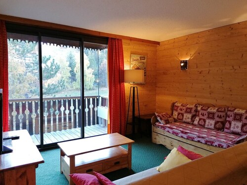 Spacieux 2 pièces rénové, sud, proche pistes, balcon, 6 pers, à Pra Loup
