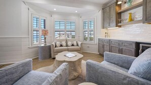 Apartment, 4 Schlafzimmer | Wohnzimmer