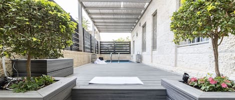 Deluxe Villa | 3 bedrooms, iron/ironing board, free WiFi, bed sheets
