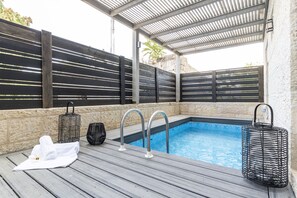 Deluxe Villa | Iron/ironing board, free WiFi, bed sheets - The Haneviim Suites - Isrentals (Jerusalem)