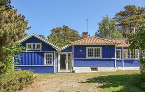 Exterior - Beautiful home in Nexø with sauna (Nexø)