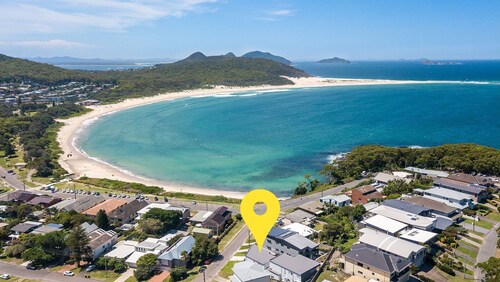 Carinya Bay View Unit 1 16 Tuna Crescent