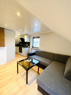 Télévision, chaîne hi-fi