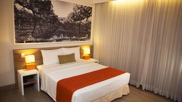 Camera Standard, accessibile ai disabili | Biancheria da letto ipoallergenica, minibar, una cassaforte in camera