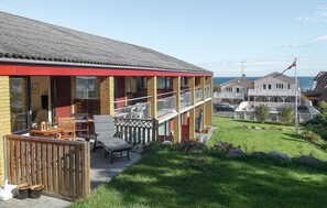 Outdoor dining - Nice apartment in Allinge with WiFi (Allinge)