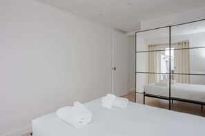 Perushuoneisto, 1 parisänky | 1 makuuhuone, kannettavalle tietokoneelle sopiva työtila