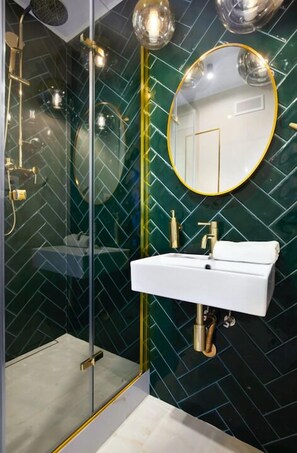Ogarna Flora | Bathroom