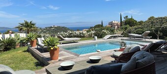 Luxury villa with magnificent sea view