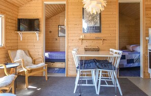 2 bedrooms, free WiFi