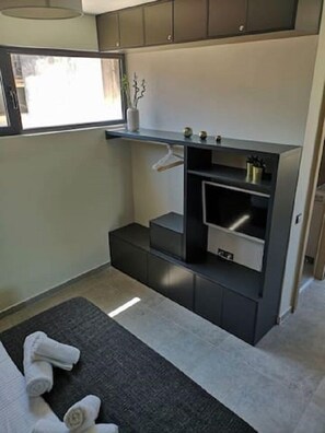1 habitación, decoración personalizada y muebles diferentes