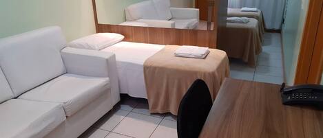 1 bedroom, desk, iron/ironing board, WiFi