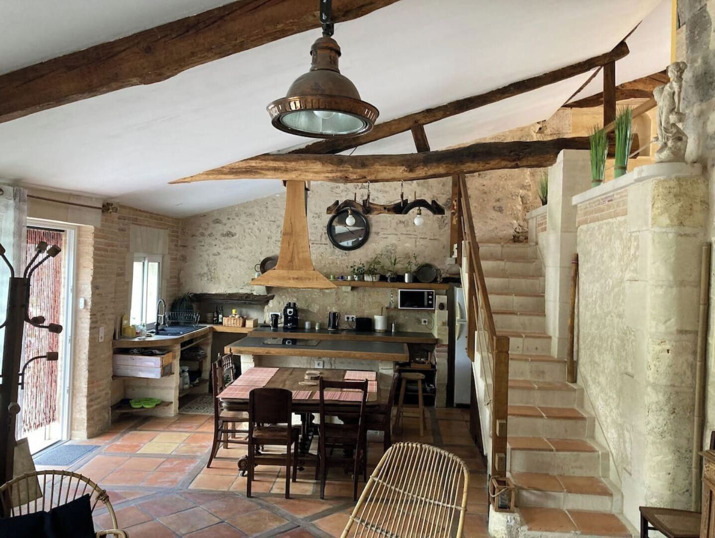 雪櫃、微波爐、焗爐、爐具