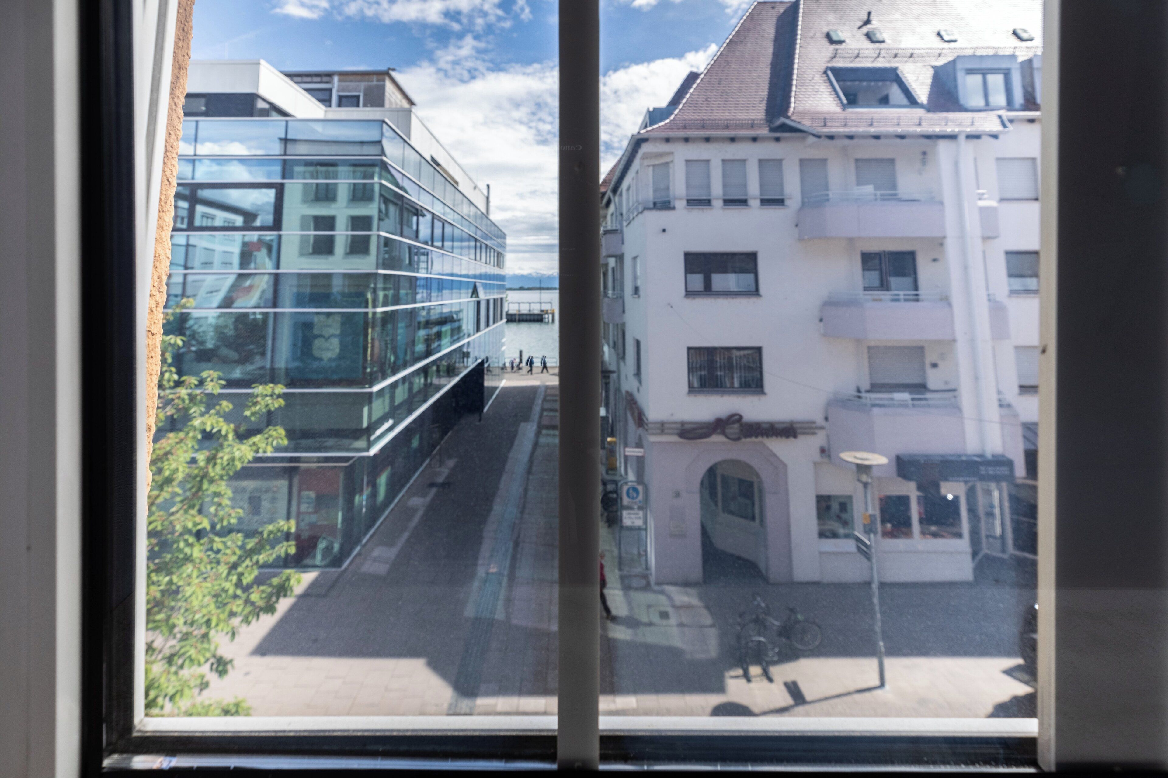 Schallisolierte Zimmer, kostenloses WLAN, Bettwäsche