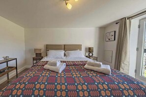 4 soverom, strykejern/-brett, reiseseng for barn og wi-fi