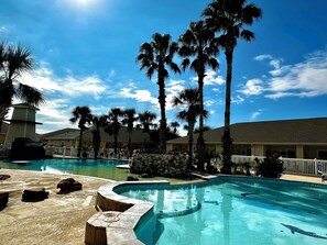 A heated pool - Spacious Condo with Resort Style Pool Near Beach! (Corpus Christi)