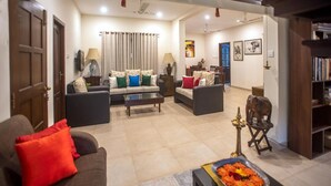Luxury Villa - The Ambassador’s Residence – a VKation Experience (Kanayannur)