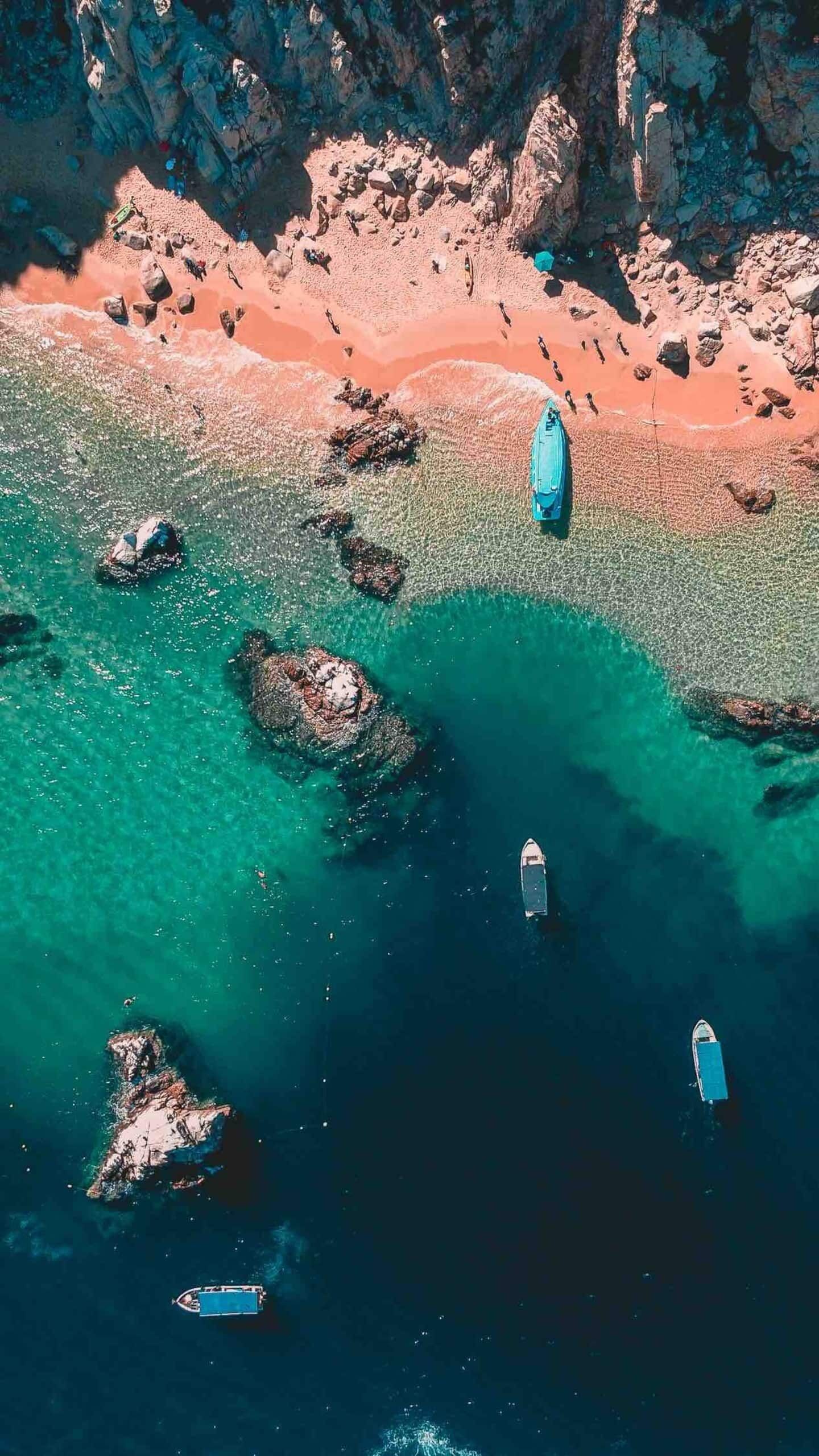 Beach nearby, beach towels