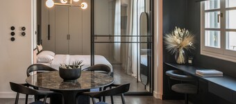 72 AD Suites