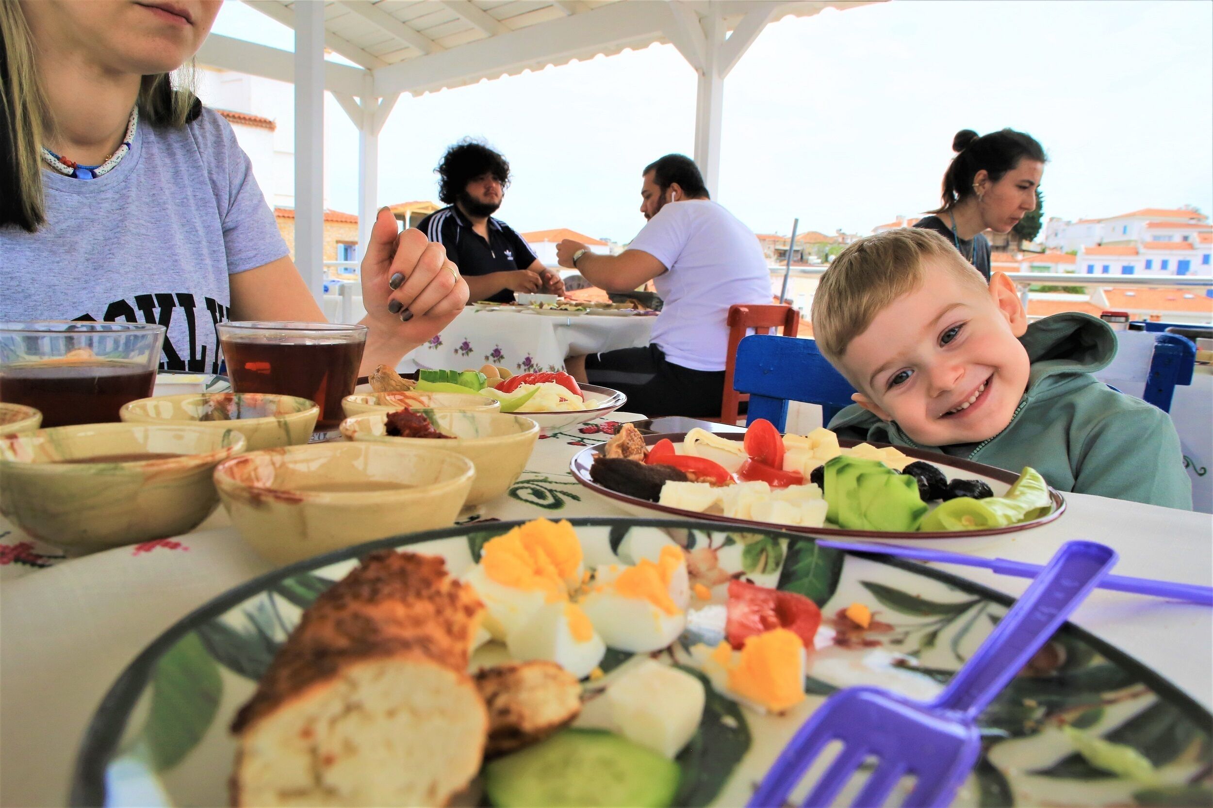 Daily local cuisine breakfast (TRY 150 per person)