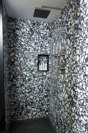 Traditional Double Room, Lower level | Bathroom | Shower, rainfall showerhead, hair dryer, bathrobes - Ode (Toronto)
