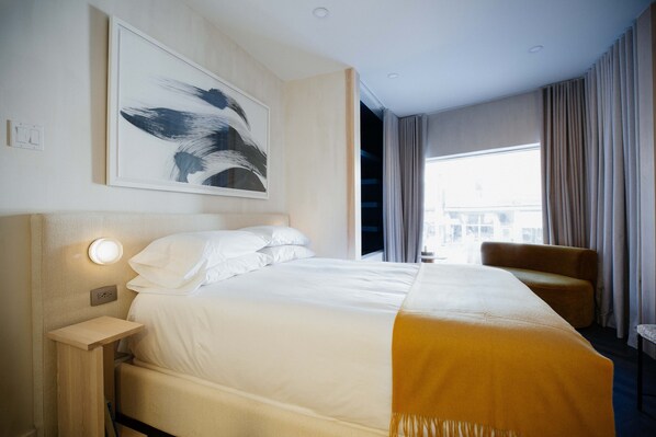 Superior Double Room - Ode (Toronto)